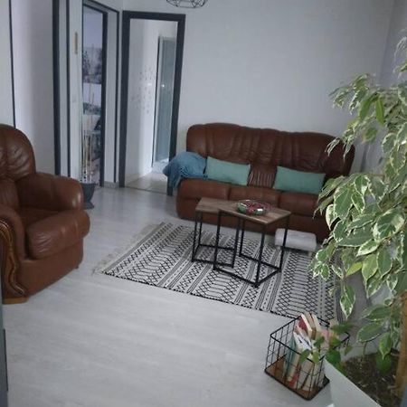 Appartement Cosy Avec Terrasse Vaux-Sur-Seine Exteriér fotografie