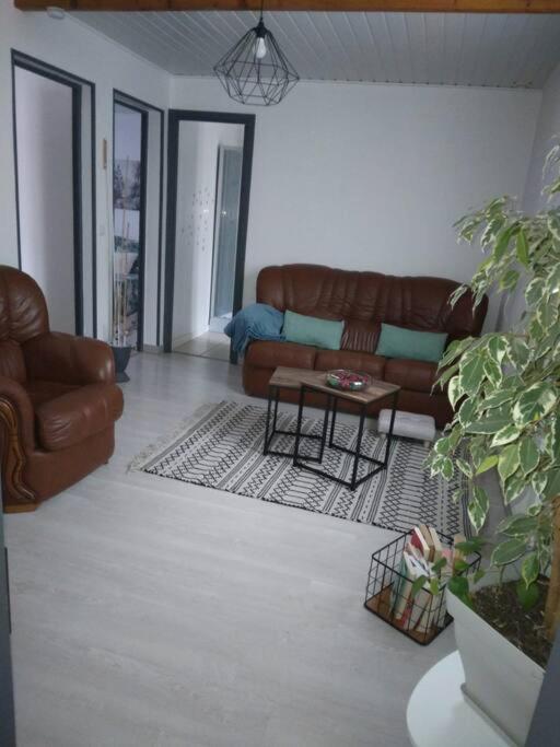 Appartement Cosy Avec Terrasse Vaux-Sur-Seine Exteriér fotografie
