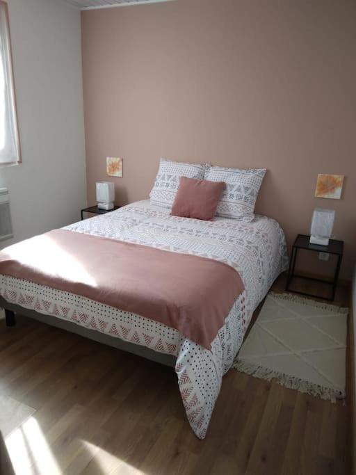 Appartement Cosy Avec Terrasse Vaux-Sur-Seine Exteriér fotografie